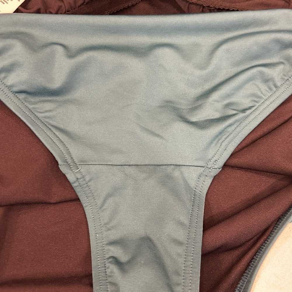 Kate Spade Crescent Bay One-Piece Swimsuit Size Medium - Picture 7 of 12